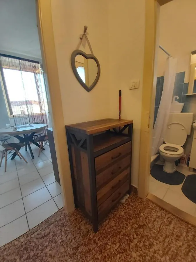 Karmen Apartment Zadar